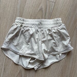 Lululemon Hotty Hot shorts